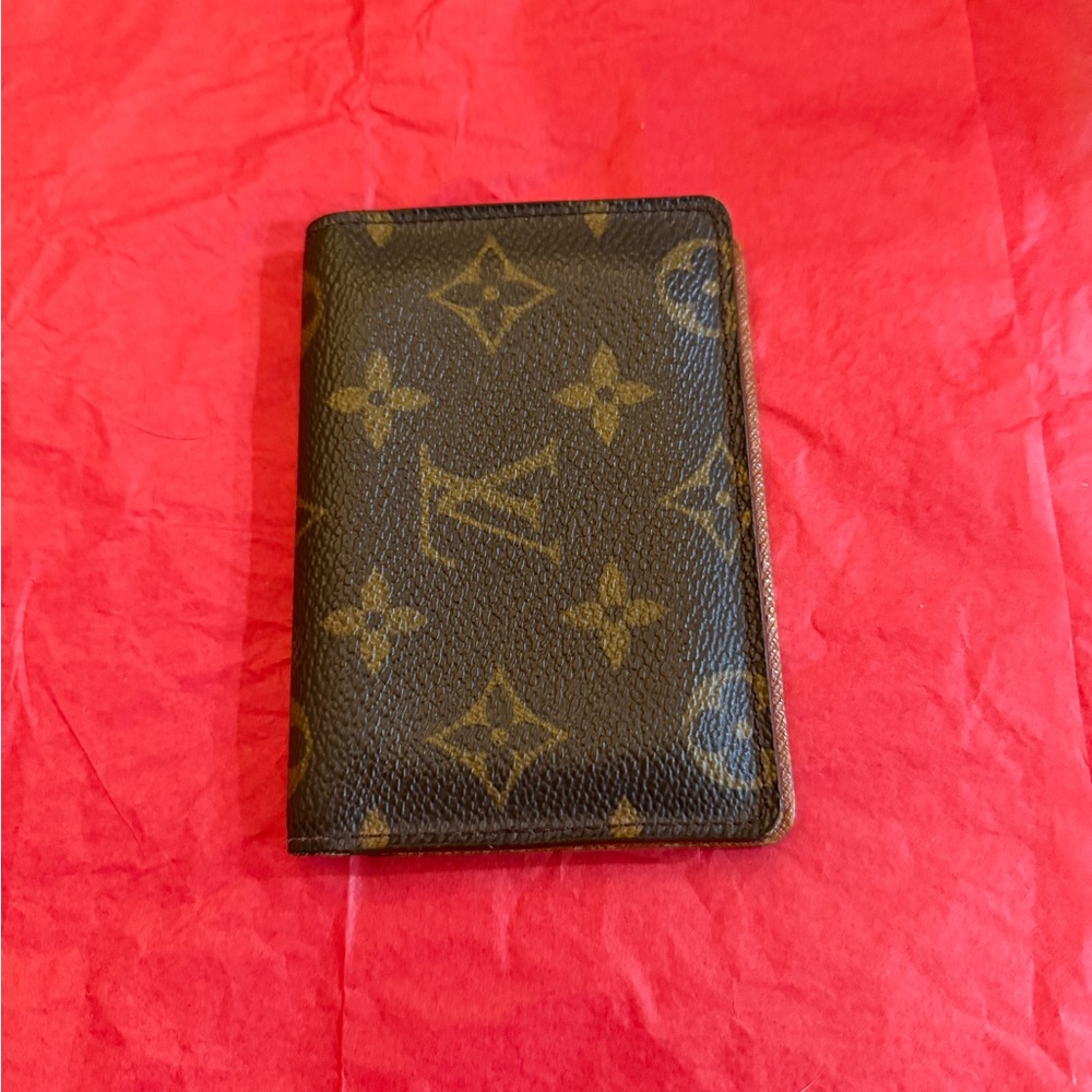 Louis Vuitton Monogramed Bifold Wallet/Card Holder